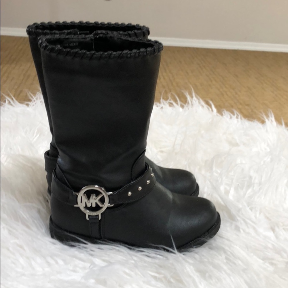 Toddler mk boots